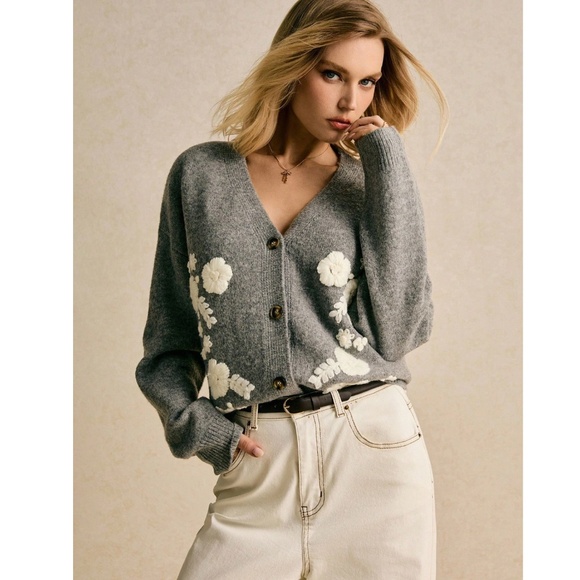 Gray Knit Oversized Cardigan White Floral Embroidery Button Down - Picture 8 of 10